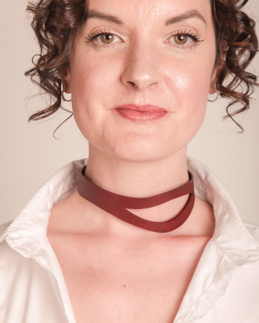 The Crescent Collar Oxblood