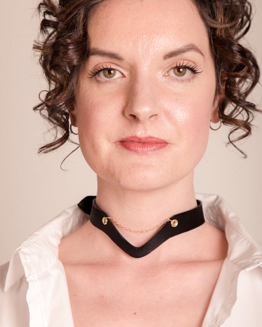 The Vesper Collar Black