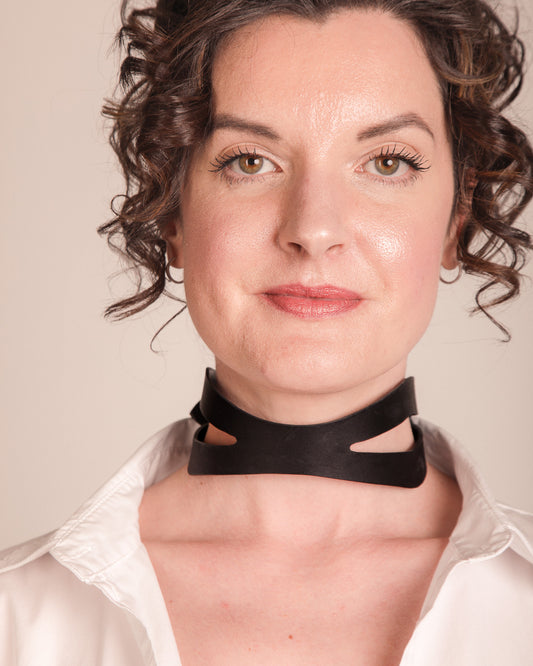 The Axis Collar Black