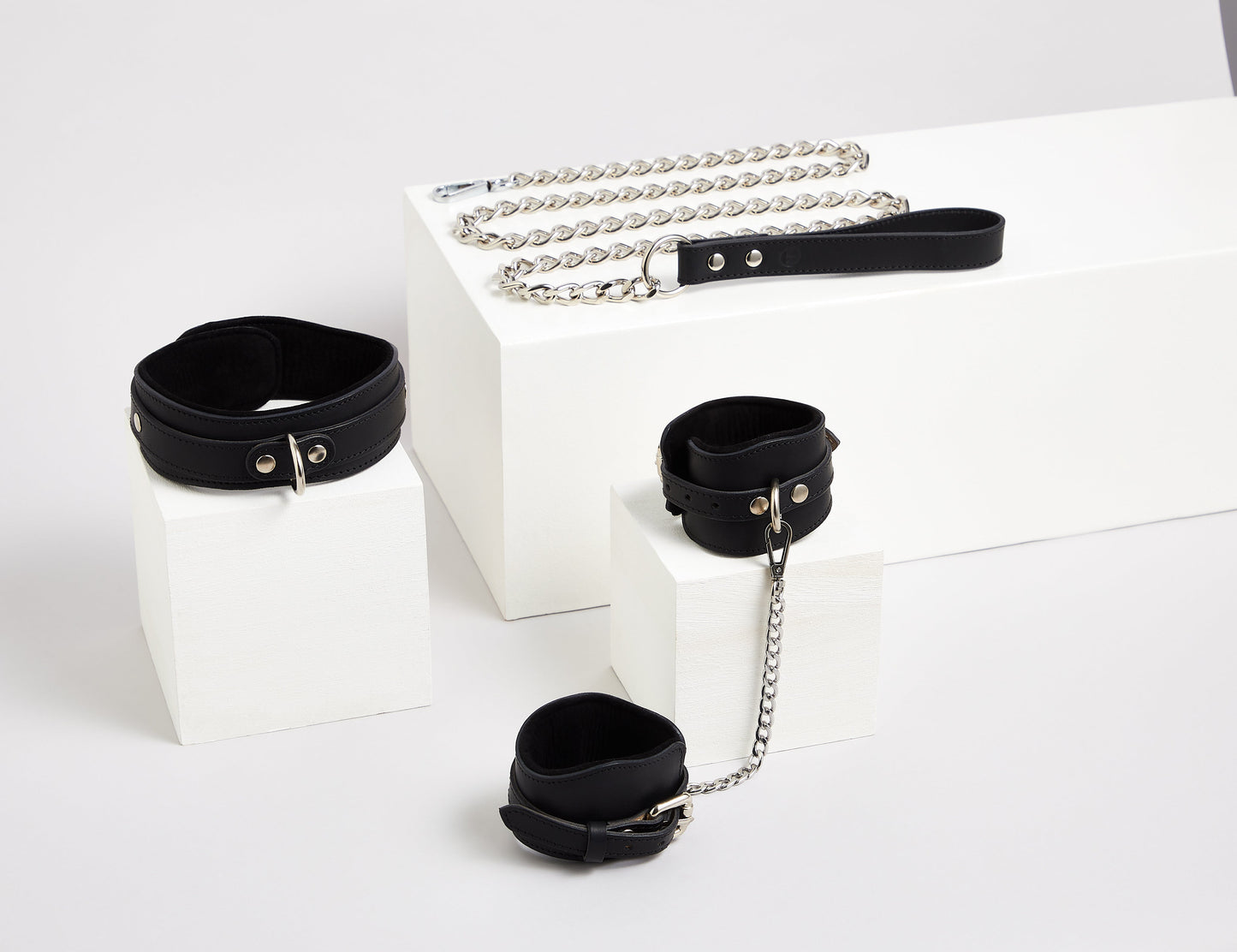 The Black Restraint Set